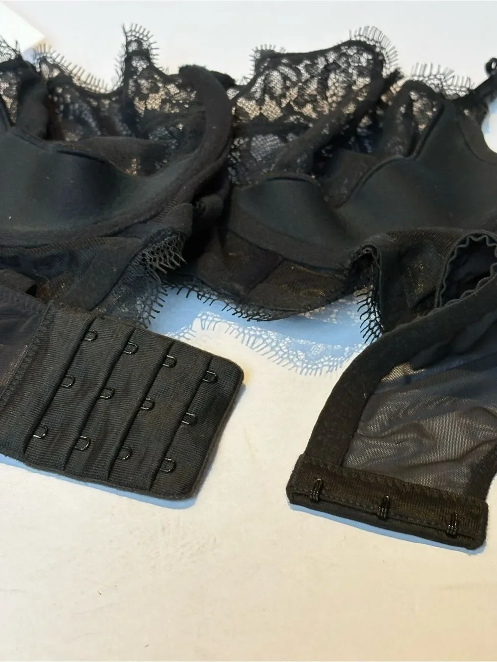 Victoria's Secret Push up without padding Black Lace Underwire Bra Size 36C